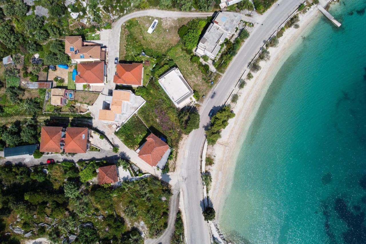 Nikoleta 5 * Nikiana